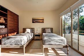 Honey 2 BRM sleeps 4 balcony