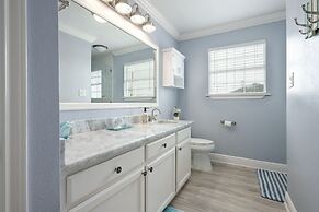 Bolivar Slam 3 Bedroom Home by RedAwning