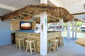 Bolivar Slam 3 Bedroom Home by RedAwning