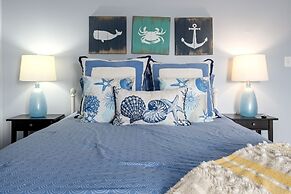 Bolivar Slam 3 Bedroom Home by RedAwning