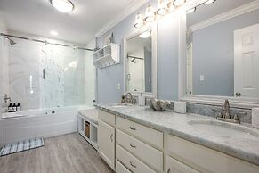 Bolivar Slam 3 Bedroom Home by RedAwning