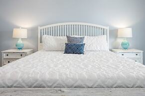 Bolivar Slam 3 Bedroom Home by RedAwning