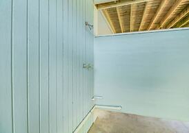 Always Sunny 3 Bedroom Home by RedAwning