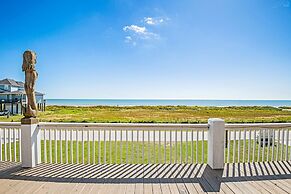 Shore Relaxin' 4 Bedroom Home by RedAwning