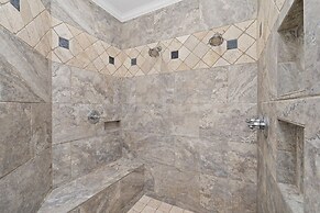 Shore Relaxin' 4 Bedroom Home by RedAwning