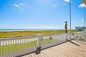 Shore Relaxin' 4 Bedroom Home by RedAwning