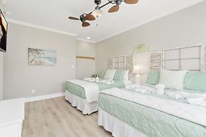 Shore Relaxin' 4 Bedroom Home by RedAwning