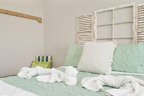 Shore Relaxin' 4 Bedroom Home by RedAwning