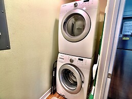 Mi Casa Del Mar 2 Bedroom Home by RedAwning