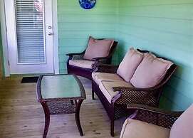 Mi Casa Del Mar 2 Bedroom Home by RedAwning