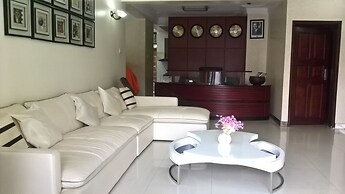 Lake Victoria Masionettes