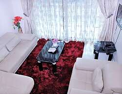 Lake Victoria Masionettes