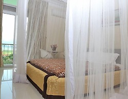 Lake Victoria Masionettes