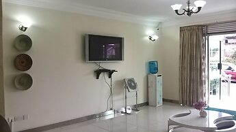 Lake Victoria Masionettes