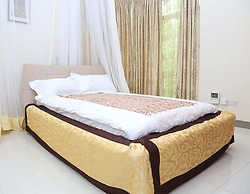 Lake Victoria Masionettes