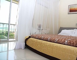 Lake Victoria Masionettes