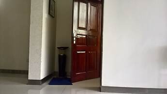 Lake Victoria Masionettes