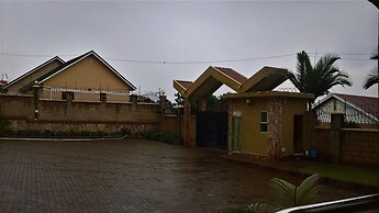 Lake Victoria Masionettes