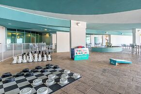 Turquoise Place 1908C