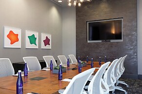 Archer Hotel Boston/Burlington