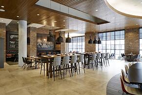 Archer Hotel Boston/Burlington