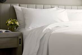 Archer Hotel Boston/Burlington