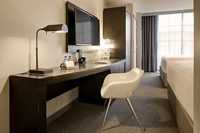 Archer Hotel Boston/Burlington