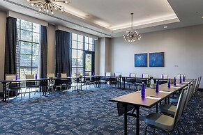 Archer Hotel Boston/Burlington