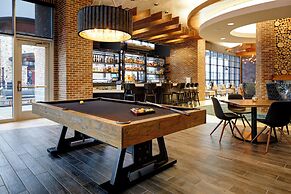 Archer Hotel Boston/Burlington