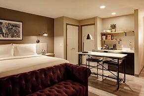 Archer Hotel Boston/Burlington