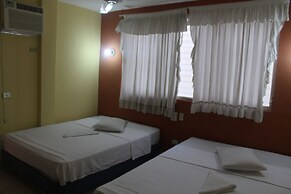 Hotel Green Monkey - Hostel