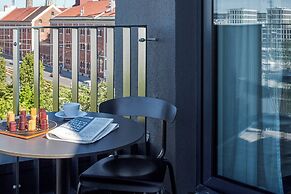 Roomers Munich, Autograph Collection