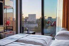 Roomers Munich, Autograph Collection