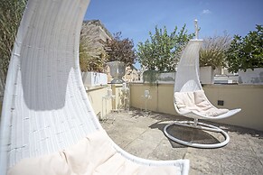 La Loggia dei Raynò