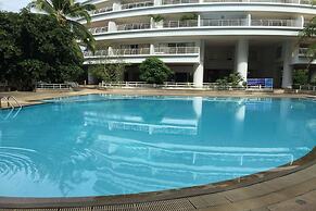 Sandy Beach Condo 17D