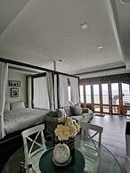 Sandy Beach Condo 17D