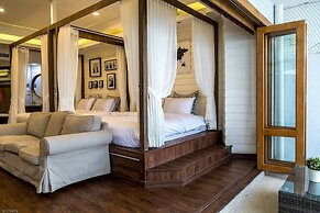 Sandy Beach Condo 17D