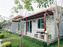 Rai Fahpratan Home and Garden