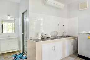 Rai Fahpratan Home and Garden