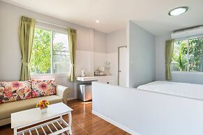 Rai Fahpratan Home and Garden