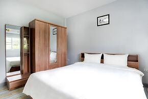 Rai Fahpratan Home and Garden