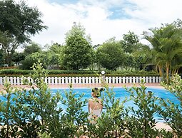 Rai Fahpratan Home and Garden