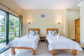 Tontan Resort Cha-Am