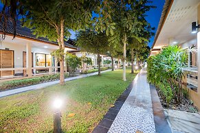 Tontan Resort Cha-Am