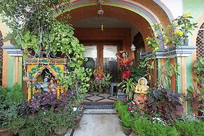 Capital O 6077 Hotel Ashraya