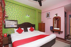 Capital O 6077 Hotel Ashraya