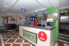 Capital O 6077 Hotel Ashraya