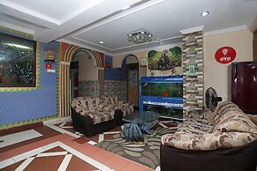 Capital O 6077 Hotel Ashraya