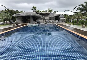 Khaolak Mountain View