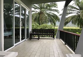 Khaolak Mountain View